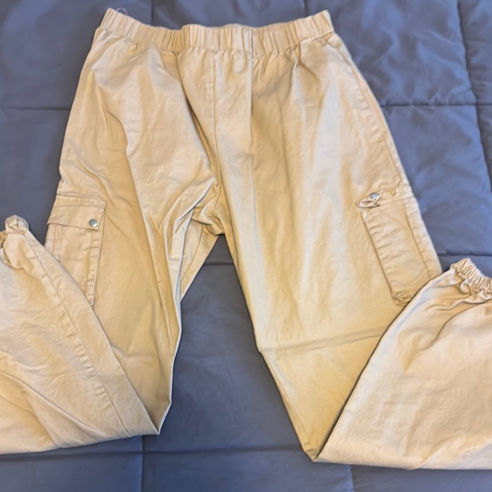 PrettyLittleThing Tan Cargo Pants